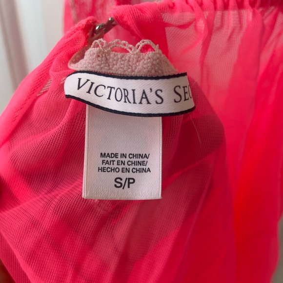 Victoria’s Secret Lingerie Slip Set - Picture 5 of 7
